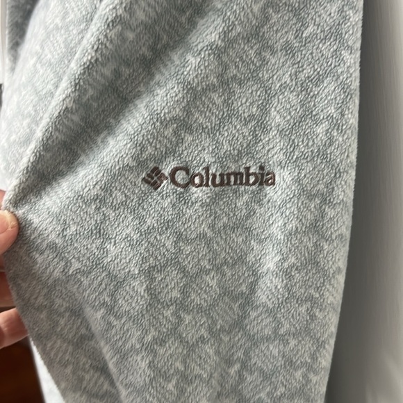 Woman’s Columbia 1/4 zipper jacket Gray and white geometric design Sz L - Picture 4 of 9